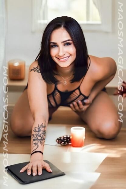 Marcela Petrova