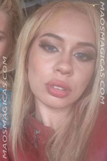 Mia